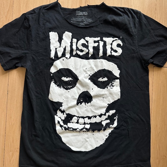Large Black Misfits Shirt Collarless - Picture 1 of 2